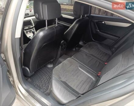 Бежевый Фольксваген Пассат, объемом двигателя 1.8 л и пробегом 150 тыс. км за 10000 $, фото 9 на Automoto.ua