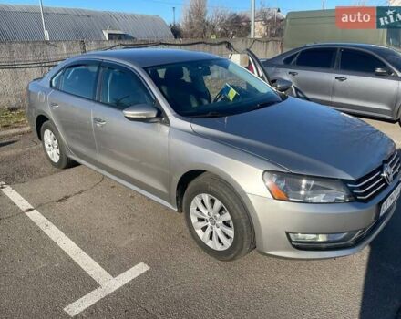 Бежевый Фольксваген Пассат, объемом двигателя 2.5 л и пробегом 208 тыс. км за 8600 $, фото 1 на Automoto.ua