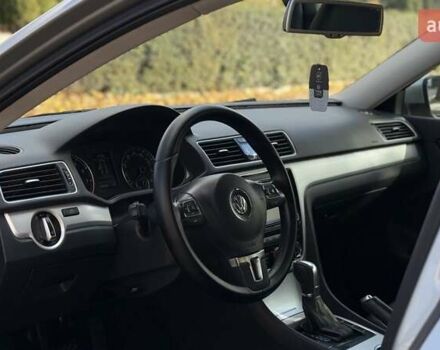 Фольксваген Пассат 2012 в Белой Церкве на Automoto.ua Бежевый Фольксваген Пассат, объемом двигателя 2.5 л и пробегом 210 тыс. км за 9850 $, фото 17 на Automoto.ua