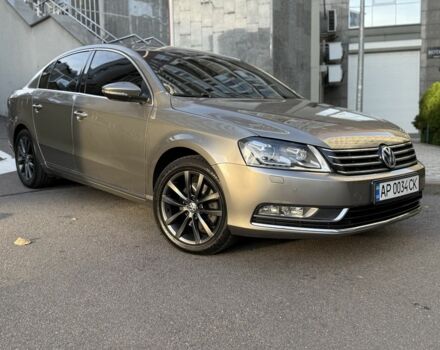 Бежевый Фольксваген Пассат, объемом двигателя 2 л и пробегом 278 тыс. км за 13000 $, фото 4 на Automoto.ua