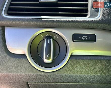 Бежевый Фольксваген Пассат, объемом двигателя 1.8 л и пробегом 172 тыс. км за 10200 $, фото 17 на Automoto.ua