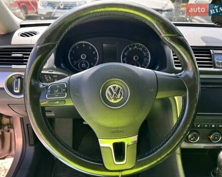 Бежевый Фольксваген Пассат, объемом двигателя 1.8 л и пробегом 172 тыс. км за 10200 $, фото 18 на Automoto.ua