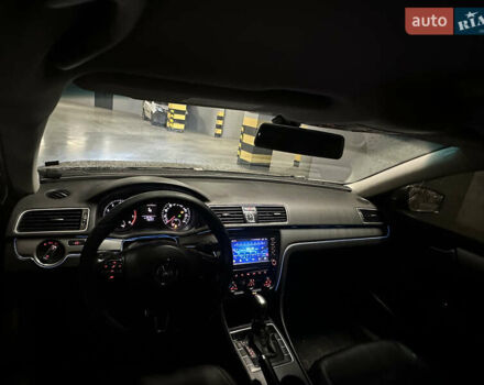 Бежевый Фольксваген Пассат, объемом двигателя 1.8 л и пробегом 256 тыс. км за 7600 $, фото 8 на Automoto.ua