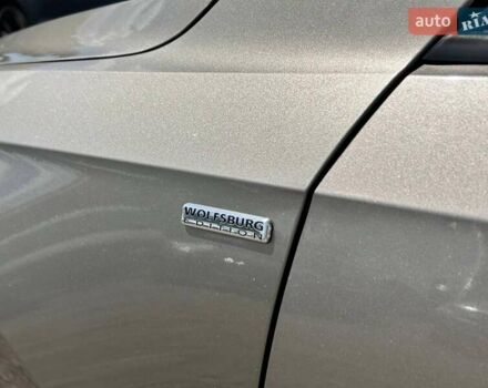 Бежевый Фольксваген Пассат, объемом двигателя 1.8 л и пробегом 172 тыс. км за 10200 $, фото 11 на Automoto.ua