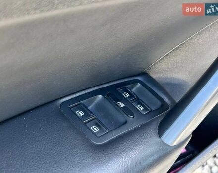 Бежевый Фольксваген Пассат, объемом двигателя 1.8 л и пробегом 172 тыс. км за 10200 $, фото 12 на Automoto.ua