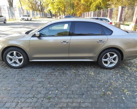 Бежевый Фольксваген Пассат, объемом двигателя 1.8 л и пробегом 212 тыс. км за 8000 $, фото 5 на Automoto.ua