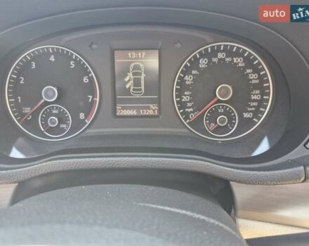 Бежевый Фольксваген Пассат, объемом двигателя 1.8 л и пробегом 220 тыс. км за 10500 $, фото 7 на Automoto.ua