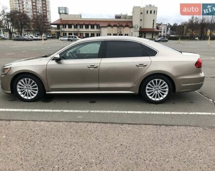 Бежевый Фольксваген Пассат, объемом двигателя 1.8 л и пробегом 198 тыс. км за 12000 $, фото 6 на Automoto.ua