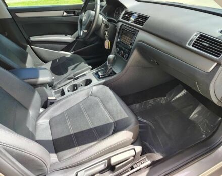 Бежевий Фольксваген Пассат, об'ємом двигуна 2 л та пробігом 76 тис. км за 6200 $, фото 9 на Automoto.ua