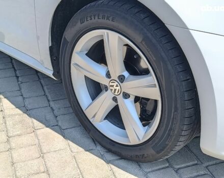 Бежевый Фольксваген Пассат, объемом двигателя 1.8 л и пробегом 123 тыс. км за 11990 $, фото 5 на Automoto.ua