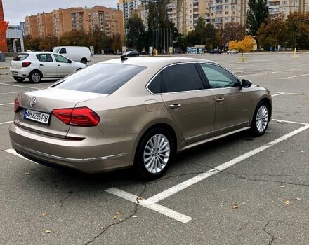 Бежевый Фольксваген Пассат, объемом двигателя 1.8 л и пробегом 200 тыс. км за 12000 $, фото 4 на Automoto.ua