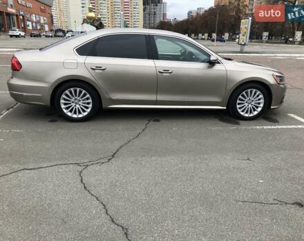 Бежевый Фольксваген Пассат, объемом двигателя 1.8 л и пробегом 198 тыс. км за 12000 $, фото 5 на Automoto.ua