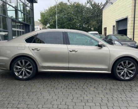 Бежевый Фольксваген Пассат, объемом двигателя 1.8 л и пробегом 128 тыс. км за 10800 $, фото 7 на Automoto.ua