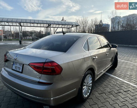 Бежевый Фольксваген Пассат, объемом двигателя 1.8 л и пробегом 183 тыс. км за 13500 $, фото 19 на Automoto.ua