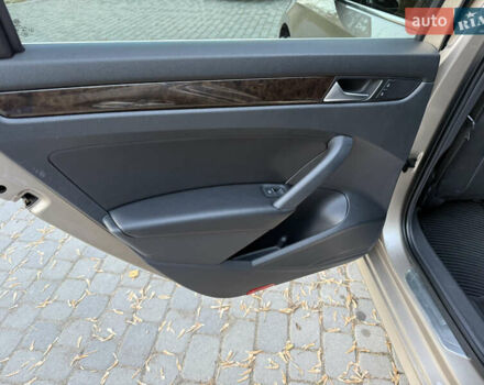 Бежевий Фольксваген Пассат, об'ємом двигуна 1.97 л та пробігом 220 тис. км за 11700 $, фото 22 на Automoto.ua