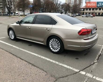 Бежевый Фольксваген Пассат, объемом двигателя 1.8 л и пробегом 198 тыс. км за 12000 $, фото 3 на Automoto.ua