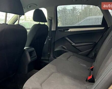 Бежевый Фольксваген Пассат, объемом двигателя 1.8 л и пробегом 128 тыс. км за 10800 $, фото 15 на Automoto.ua