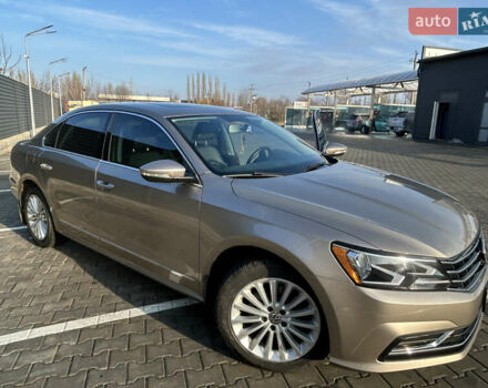 Бежевый Фольксваген Пассат, объемом двигателя 1.8 л и пробегом 183 тыс. км за 13500 $, фото 6 на Automoto.ua