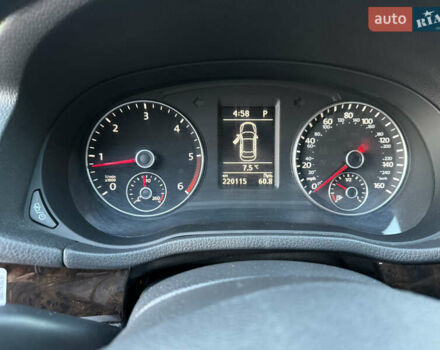 Бежевий Фольксваген Пассат, об'ємом двигуна 1.97 л та пробігом 220 тис. км за 11700 $, фото 19 на Automoto.ua