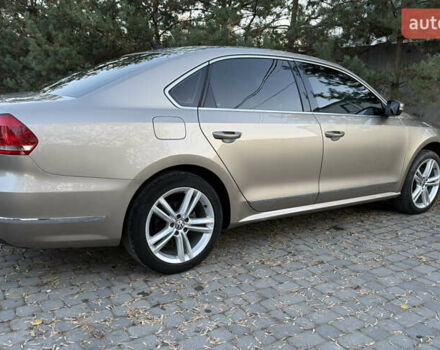 Бежевий Фольксваген Пассат, об'ємом двигуна 1.97 л та пробігом 220 тис. км за 11700 $, фото 4 на Automoto.ua