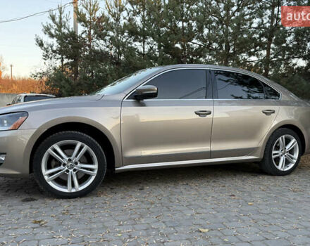 Бежевий Фольксваген Пассат, об'ємом двигуна 1.97 л та пробігом 220 тис. км за 11700 $, фото 25 на Automoto.ua