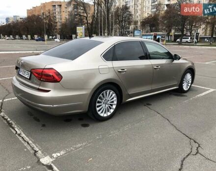Бежевый Фольксваген Пассат, объемом двигателя 1.8 л и пробегом 198 тыс. км за 12000 $, фото 4 на Automoto.ua