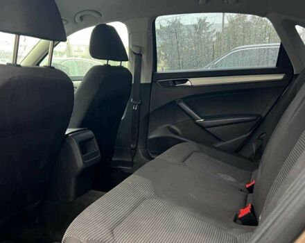 Бежевый Фольксваген Пассат, объемом двигателя 1.8 л и пробегом 128 тыс. км за 10800 $, фото 15 на Automoto.ua