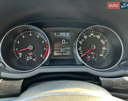 Бежевый Фольксваген Пассат, объемом двигателя 1.8 л и пробегом 183 тыс. км за 13500 $, фото 4 на Automoto.ua