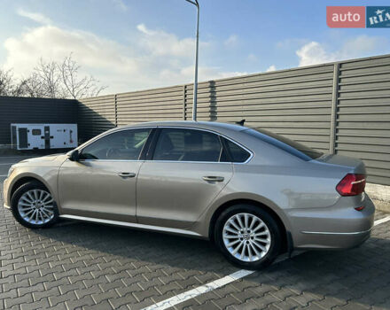 Бежевый Фольксваген Пассат, объемом двигателя 1.8 л и пробегом 183 тыс. км за 13500 $, фото 17 на Automoto.ua