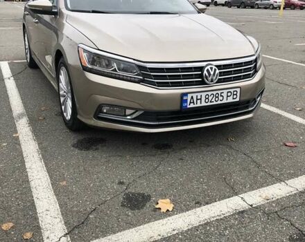 Бежевый Фольксваген Пассат, объемом двигателя 1.8 л и пробегом 198 тыс. км за 12000 $, фото 16 на Automoto.ua