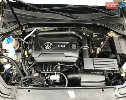 Бежевый Фольксваген Пассат, объемом двигателя 1.8 л и пробегом 198 тыс. км за 12000 $, фото 10 на Automoto.ua