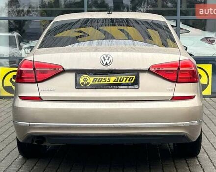 Бежевый Фольксваген Пассат, объемом двигателя 1.8 л и пробегом 128 тыс. км за 10800 $, фото 5 на Automoto.ua