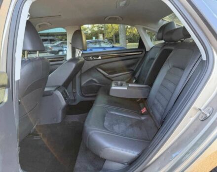 Бежевый Фольксваген Пассат, объемом двигателя 2 л и пробегом 72 тыс. км за 4500 $, фото 13 на Automoto.ua