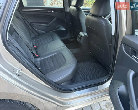 Бежевий Фольксваген Пассат, об'ємом двигуна 1.97 л та пробігом 220 тис. км за 11700 $, фото 14 на Automoto.ua