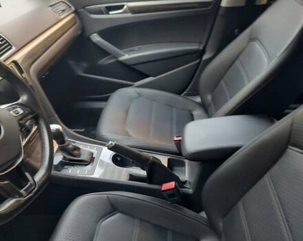 Бежевый Фольксваген Пассат, объемом двигателя 1.8 л и пробегом 75 тыс. км за 14700 $, фото 37 на Automoto.ua