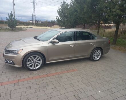 Бежевый Фольксваген Пассат, объемом двигателя 0 л и пробегом 154 тыс. км за 14200 $, фото 1 на Automoto.ua