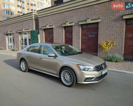 Бежевый Фольксваген Пассат, объемом двигателя 1.8 л и пробегом 75 тыс. км за 14700 $, фото 2 на Automoto.ua