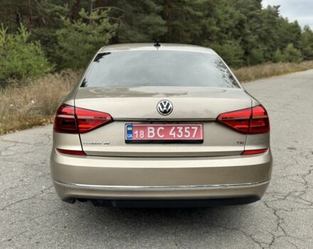 Бежевый Фольксваген Пассат, объемом двигателя 1.8 л и пробегом 172 тыс. км за 11500 $, фото 4 на Automoto.ua