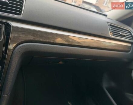 Бежевый Фольксваген Пассат, объемом двигателя 1.8 л и пробегом 75 тыс. км за 14700 $, фото 40 на Automoto.ua