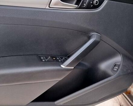 Бежевый Фольксваген Пассат, объемом двигателя 1.8 л и пробегом 173 тыс. км за 13000 $, фото 6 на Automoto.ua