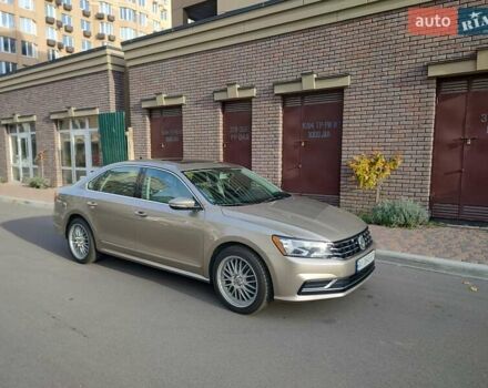 Бежевый Фольксваген Пассат, объемом двигателя 1.8 л и пробегом 75 тыс. км за 14700 $, фото 3 на Automoto.ua