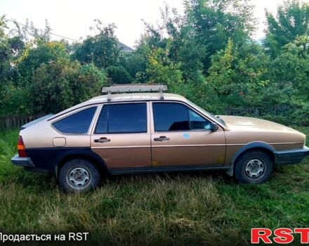 Бежевий Фольксваген Пассат, об'ємом двигуна 1.8 л та пробігом 0 тис. км за 1200 $, фото 1 на Automoto.ua
