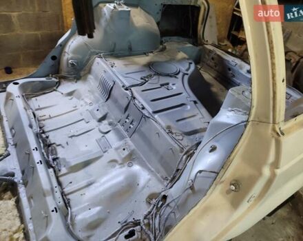 Бежевый Фольксваген Пассат, объемом двигателя 1.6 л и пробегом 300 тыс. км за 1500 $, фото 9 на Automoto.ua