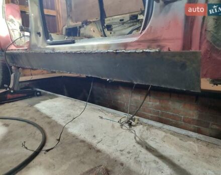 Бежевый Фольксваген Пассат, объемом двигателя 1.6 л и пробегом 300 тыс. км за 1500 $, фото 2 на Automoto.ua