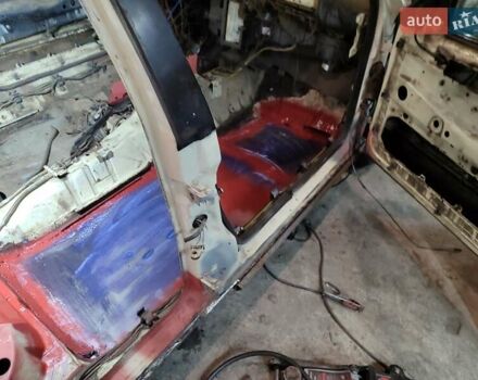 Бежевый Фольксваген Пассат, объемом двигателя 1.6 л и пробегом 300 тыс. км за 1500 $, фото 5 на Automoto.ua