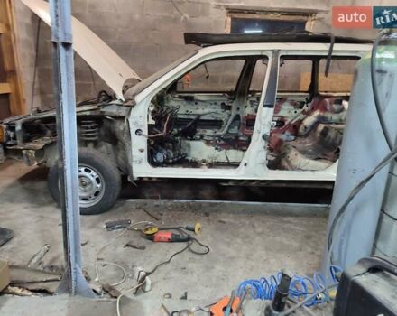 Бежевый Фольксваген Пассат, объемом двигателя 1.6 л и пробегом 300 тыс. км за 1500 $, фото 7 на Automoto.ua