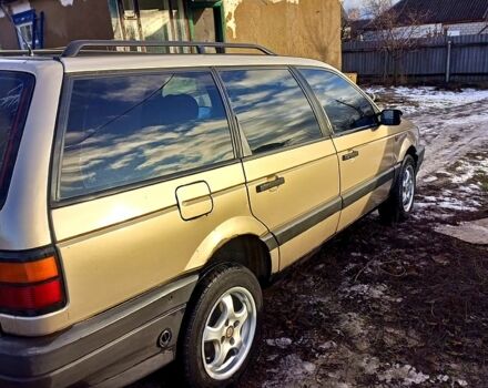 Бежевый Фольксваген Пассат, объемом двигателя 1.8 л и пробегом 400 тыс. км за 1400 $, фото 2 на Automoto.ua