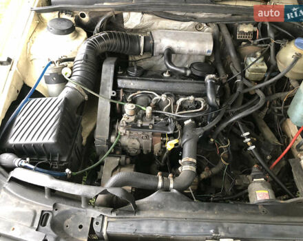 Бежевый Фольксваген Пассат, объемом двигателя 1.9 л и пробегом 495 тыс. км за 2500 $, фото 4 на Automoto.ua