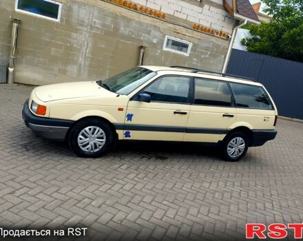 Бежевый Фольксваген Пассат, объемом двигателя 1.9 л и пробегом 200 тыс. км за 1900 $, фото 3 на Automoto.ua