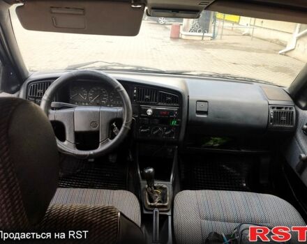 Бежевый Фольксваген Пассат, объемом двигателя 1.9 л и пробегом 200 тыс. км за 1900 $, фото 6 на Automoto.ua